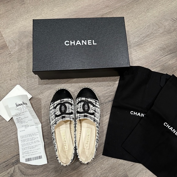 Chanel Espadrille EU36 - Picture 8 of 10